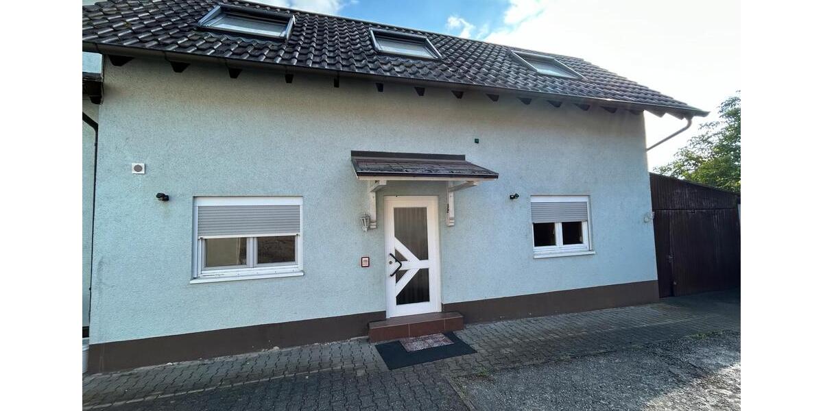 Maisonettenwohnung Waghäusel - 2 Zimmer, 60 m&sup2;, 750&euro; | Angebot:25982357