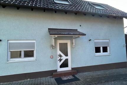 Wohnung Waghäusel - 2 Zimmer, 60 m&sup2;, 750&euro; | Angebot:25982357