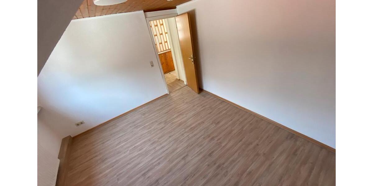 Wohnen auf Zeit Koblenz Lay - 6 Zimmer, 12 m&sup2;, 450&euro; | Angebot:26080488