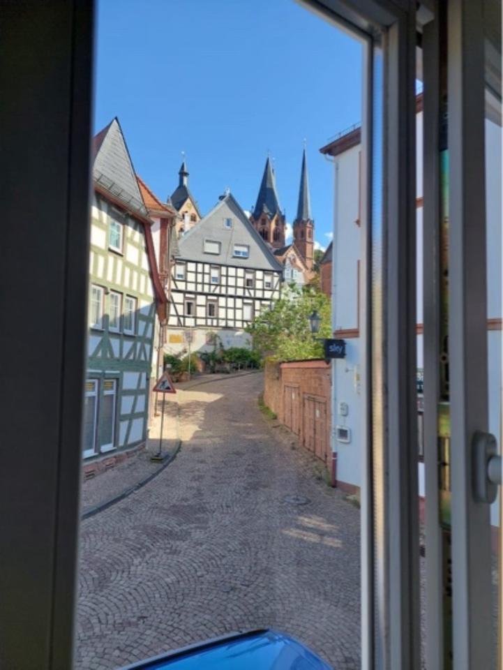 Gemütliche 2 Zimmer AltbauWohnung GN Altstadt