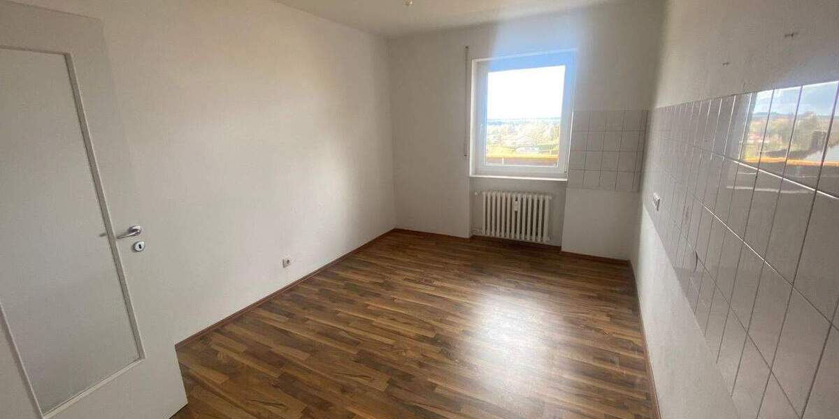Etagenwohnung Rothenburg ob der Tauber Rothenburg - 3 Zimmer, 82 m&sup2;, 690&euro; | Angebot:25737333