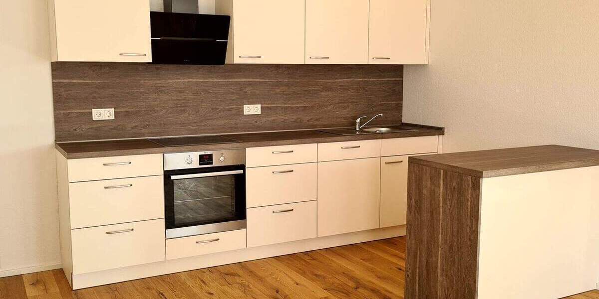 Etagenwohnung Kaiserslautern Innenstadt - 3 Zimmer, 95 m&sup2;, 1.200&euro; | Angebot:24581238