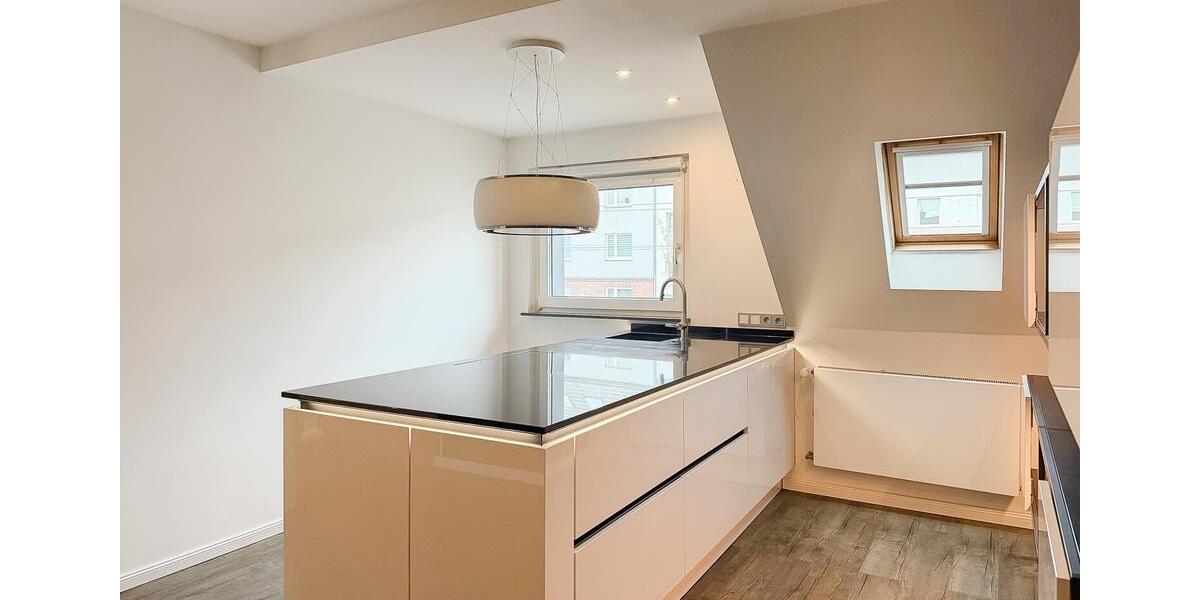 Maisonettenwohnung Düsseldorf Stadtbezirk 5 - 2 Zimmer, 95 m&sup2;, 1.350&euro; | Angebot:26447347