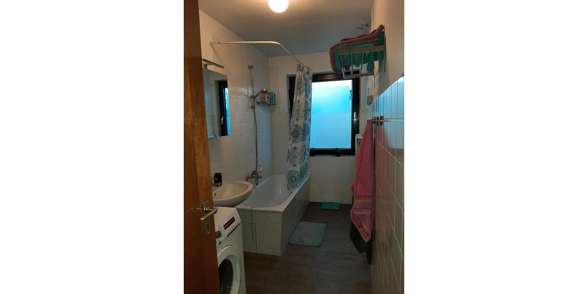 Etagenwohnung Oldenburg Eversten - 1 Zimmer, 170 m&sup2;, 415&euro; | Angebot:26008921