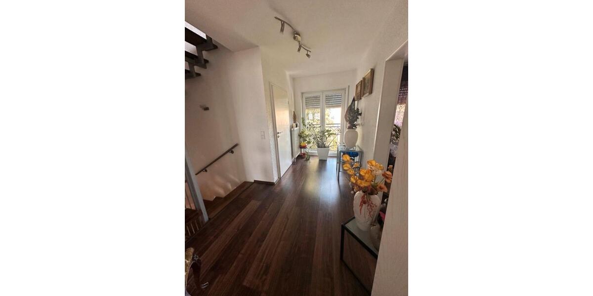 Reihenhaus Riedstadt - 4 Zimmer, 150 m&sup2;, 1.750&euro; | Angebot:26680510