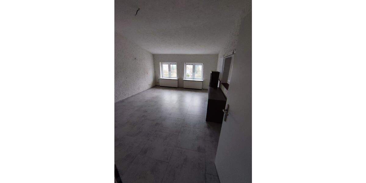 Etagenwohnung Schwerin Weststadt - 3 Zimmer, 103 m&sup2;, 900&euro; | Angebot:24609574