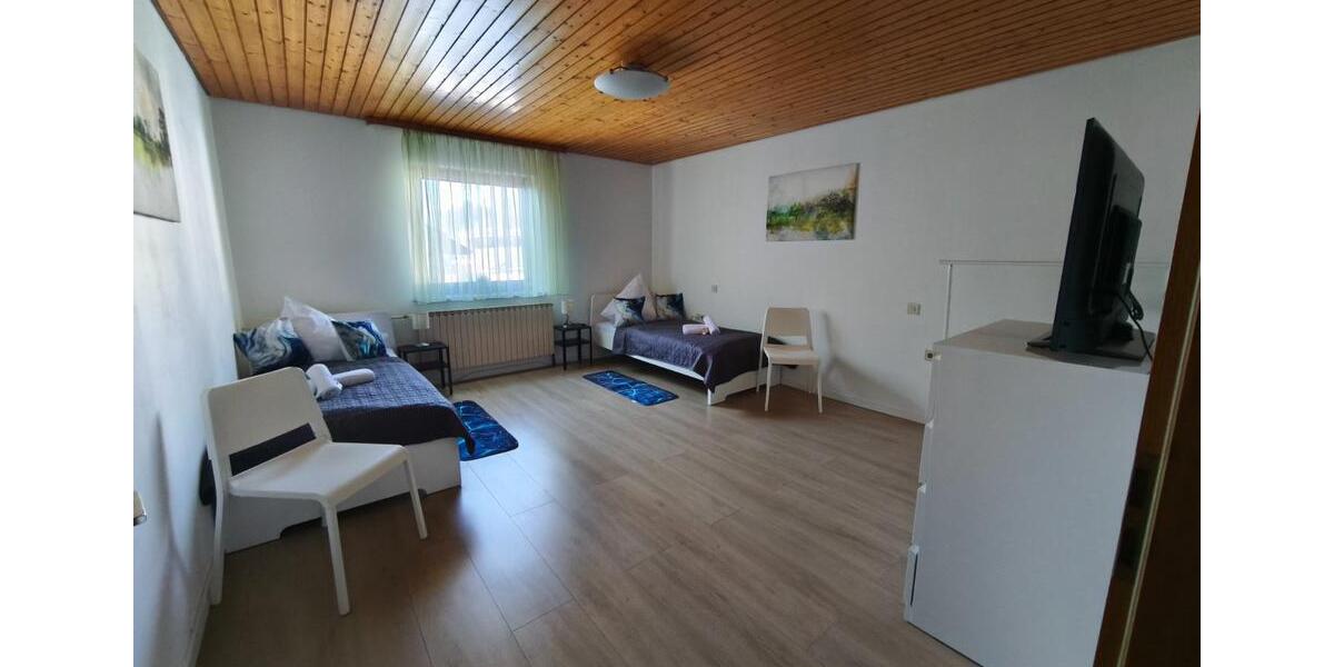 Wohnen auf Zeit Haundorf - 3 Zimmer, 100 m&sup2;, 149&euro; | Angebot:24678111