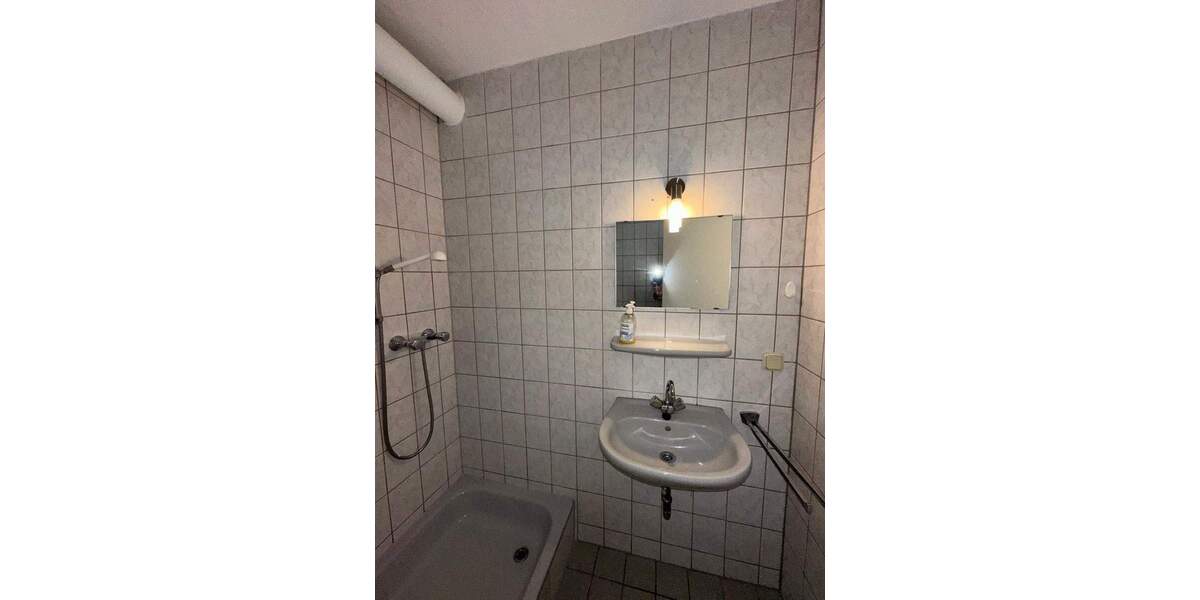 Etagenwohnung Saarbrücken Malstatt - 2 Zimmer, 44 m&sup2;, 375&euro; | Angebot:24377483