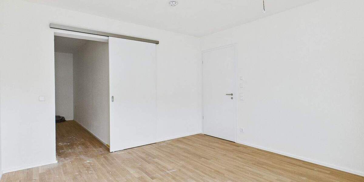 Etagenwohnung Sindelfingen Ost - 2 Zimmer, 69 m&sup2;, 1.320&euro; | Angebot:23222151