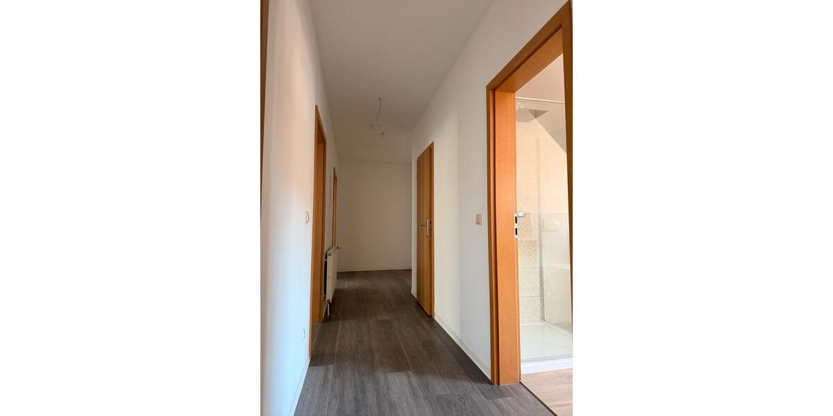 Dachgeschoßwohnung Sangerhausen - 3 Zimmer, 86 m&sup2;, 600&euro; | Angebot:26656969