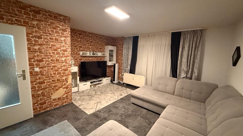 Etagenwohnung Kassel Philippinenhof-Warteberg - 3 Zimmer, 73 m&sup2;, 892&euro; | Angebot:25995695