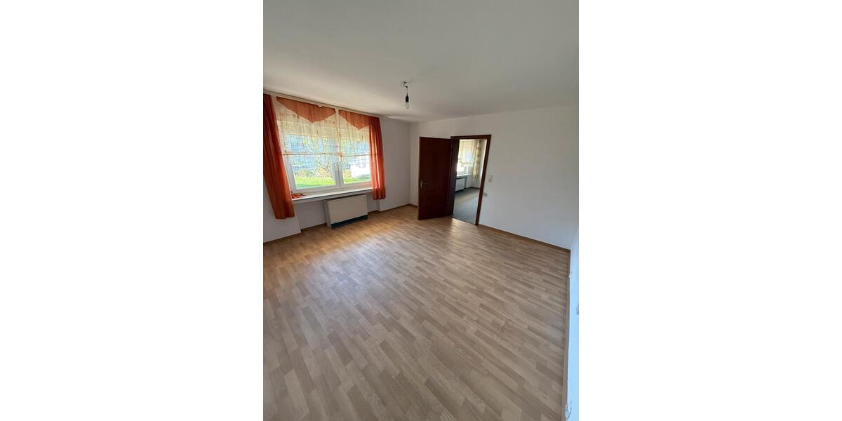 Erdgeschoßwohnung Daaden - 2 Zimmer, 73 m&sup2;, 550&euro; | Angebot:27592668