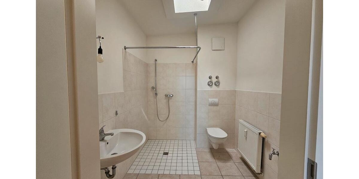 Etagenwohnung Pinneberg - 2 Zimmer, 64 m&sup2;, 763&euro; | Angebot:26493568