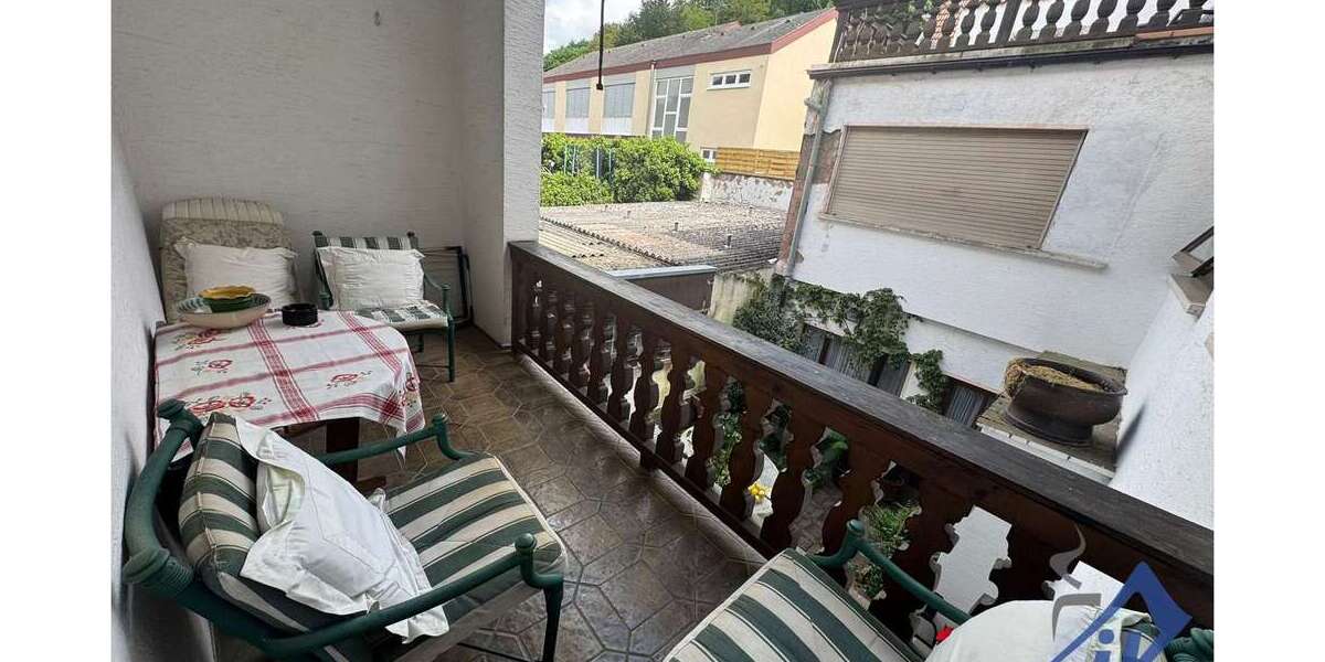 Etagenwohnung Landstuhl - 2 Zimmer, 80 m&sup2;, 1.800&euro; | Angebot:26801843