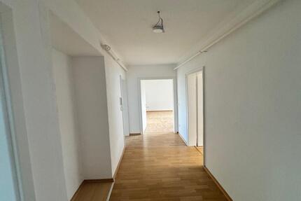 Wohnung Dillingen an der Donau - 4 Zimmer, 105 m&sup2;, 945&euro; | Angebot:26234261