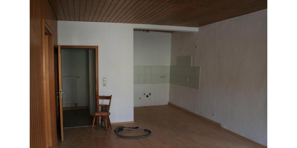 Einfamilienhaus Reisbach Englmannsberg - 8 Zimmer, 300 m&sup2;, 2.400&euro; | Angebot:26383330