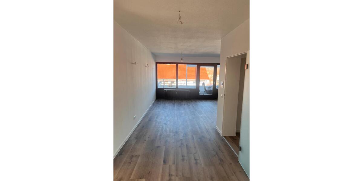Etagenwohnung Hameln - 3 Zimmer, 82 m&sup2;, 890&euro; | Angebot:25049570