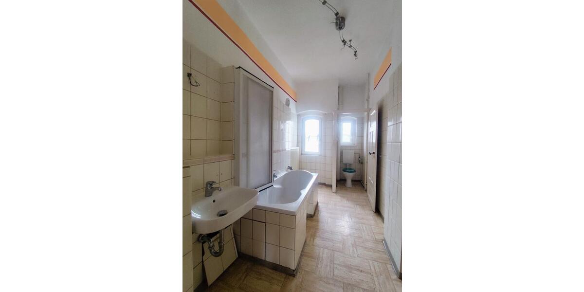 Etagenwohnung Eibenstock - 4 Zimmer, 100 m&sup2;, 500&euro; | Angebot:26479899