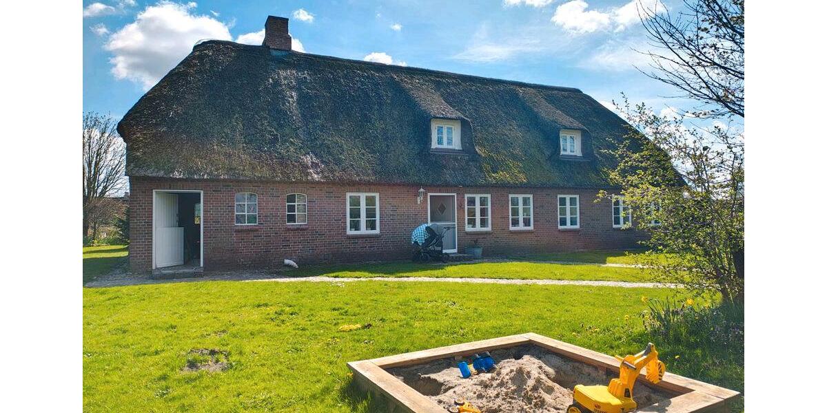 Einfamilienhaus Langenhorn - 5 Zimmer, 180 m&sup2;, 1.500&euro; | Angebot:26362064