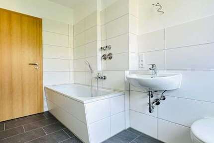 Wohnung zum Mieten in Freital 374,97 € 60.97 m² 3 zimmer