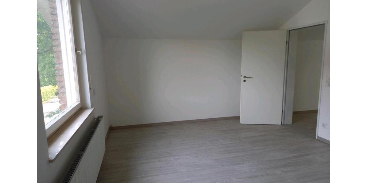 Dachgeschoßwohnung Gütersloh Isselhorst - 2 Zimmer, 73 m&sup2;, 800&euro; | Angebot:26566440