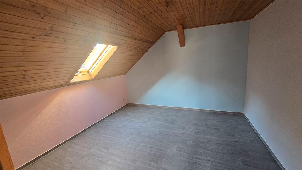 Dachgeschoßwohnung Ilmenau - 2 Zimmer, 45 m&sup2;, 319&euro; | Angebot:21312611