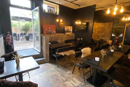 Exklusive Gelegenheit: Das legendäre „Kobés“ abzugeben zimmer