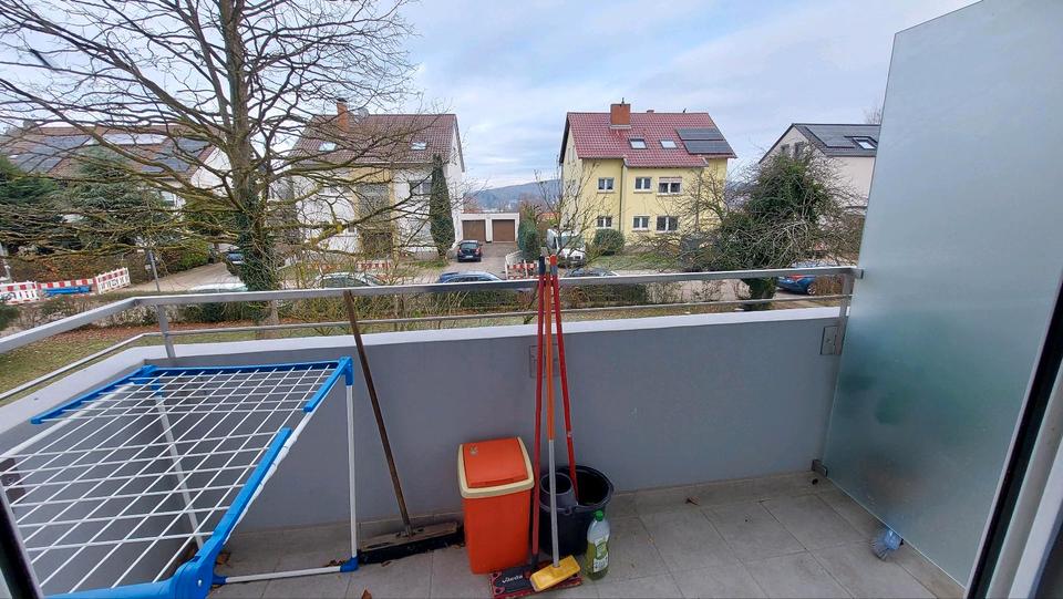 Etagenwohnung Saarbrücken West - 4 Zimmer, 74 m&sup2;, 250&euro; | Angebot:25958795