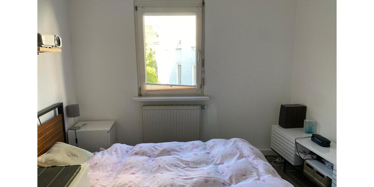 Wohnen auf Zeit Reutlingen - 1 Zimmer, 10 m&sup2;, 460&euro; | Angebot:26671235