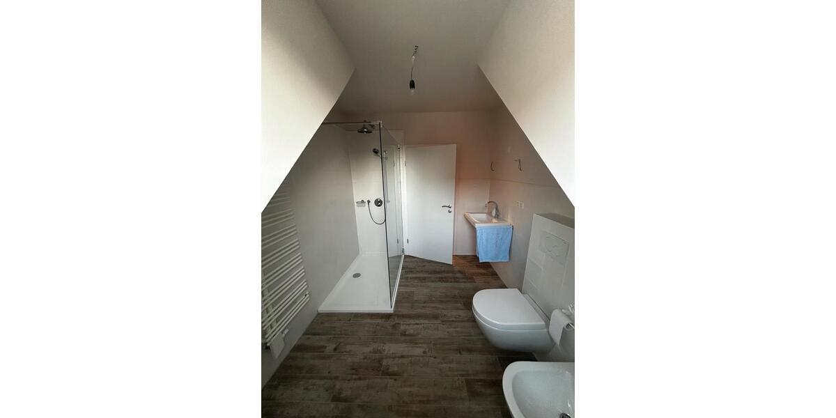 Dachgeschoßwohnung Bad Arolsen - 2 Zimmer, 70 m&sup2;, 600&euro; | Angebot:26010375