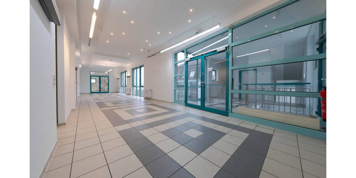 Gewerbeobjekt Lünen Brambauer - 3 Zimmer, 250 m&sup2;, 2.402&euro; | Angebot:25736775