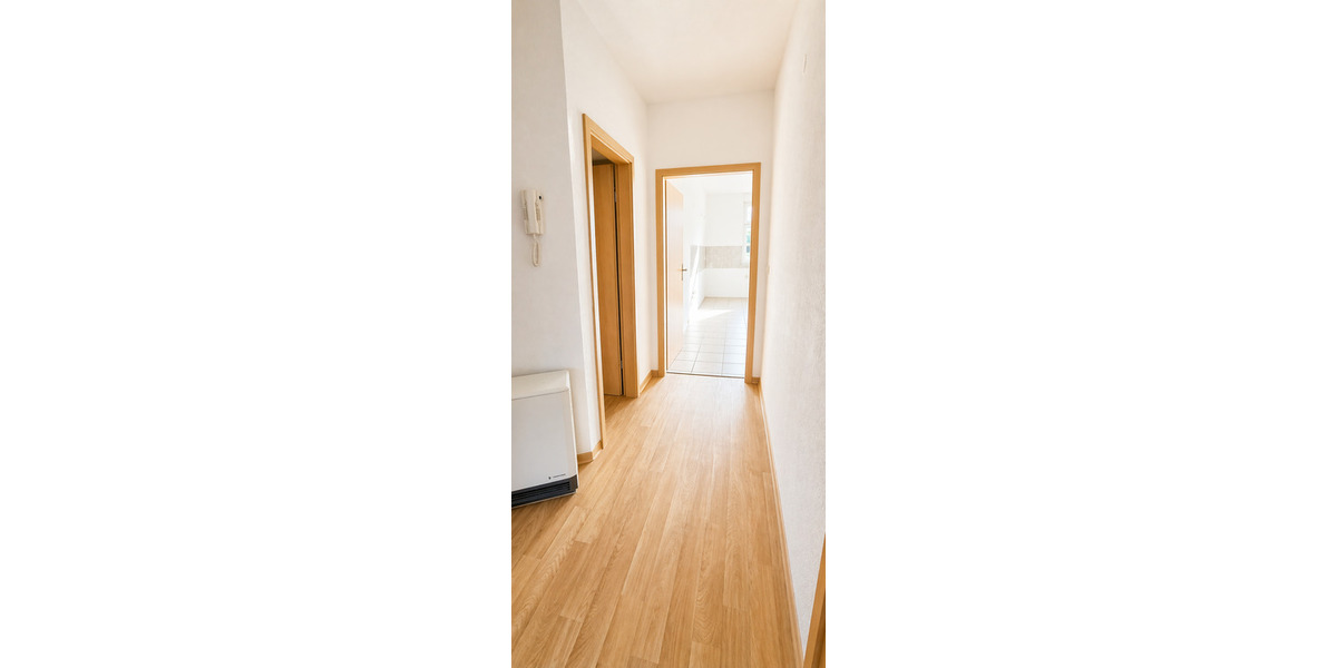 Etagenwohnung Sondershausen - 3 Zimmer, 85 m&sup2;, 560&euro; | Angebot:26289763