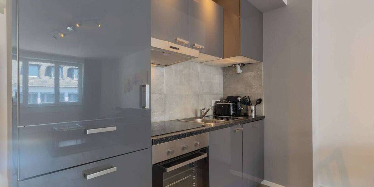 Etagenwohnung Frankfurt am Main Bahnhofsviertel - 2 Zimmer, 55 m&sup2;, 1.695&euro; | Angebot:26154035