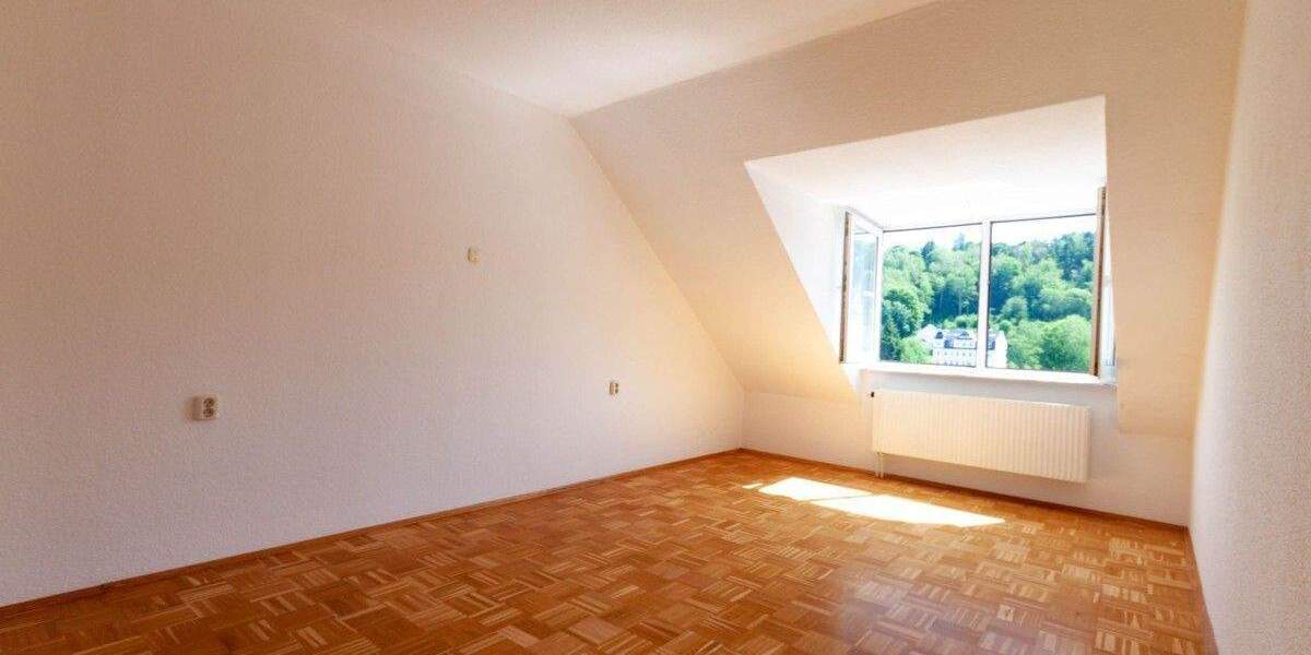 Etagenwohnung Annaberg-Buchholz OT Buchholz Annaberg - 2 Zimmer, 58 m&sup2;, 270&euro; | Angebot:25688315