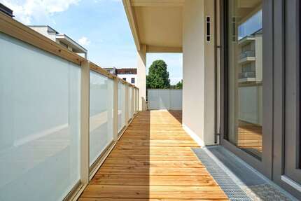 Wohnung Dresden Cotta - 5 Zimmer, 125 m&sup2;, 1.850&euro; | Angebot:22372956