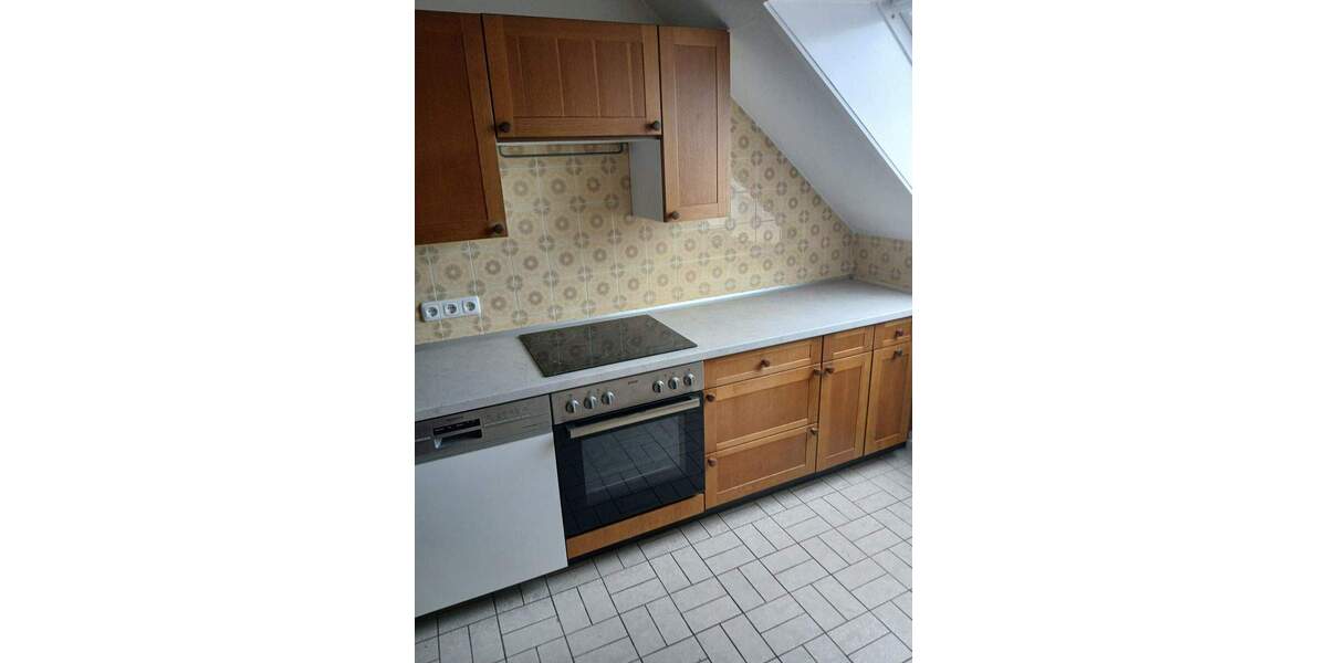 Etagenwohnung Scharnebeck - 3 Zimmer, 100 m&sup2;, 900&euro; | Angebot:26751463