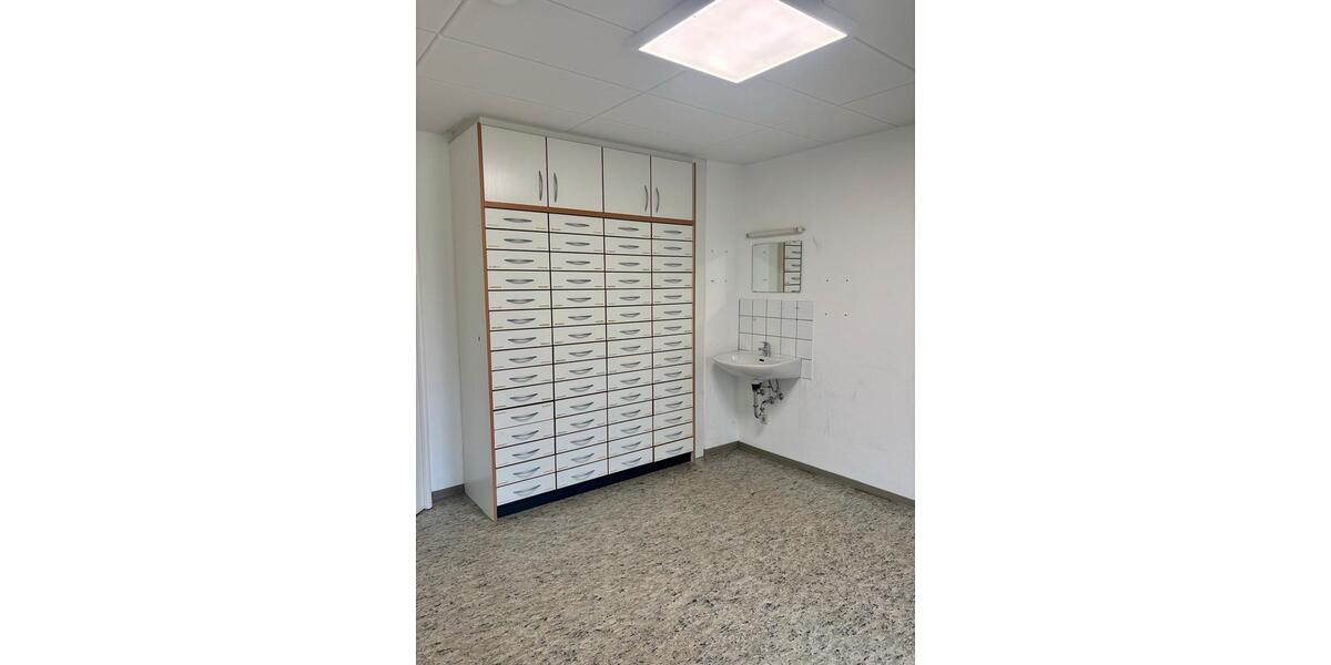 Erdgeschoßwohnung Wöllstein - 6 Zimmer, 133 m&sup2;, 1.800&euro; | Angebot:26169855