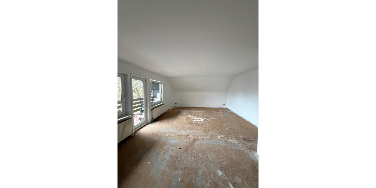 Erstbezug nach Renovierung - 3-Zimmer-Wohnung mit großem Balkon 3 zimmer