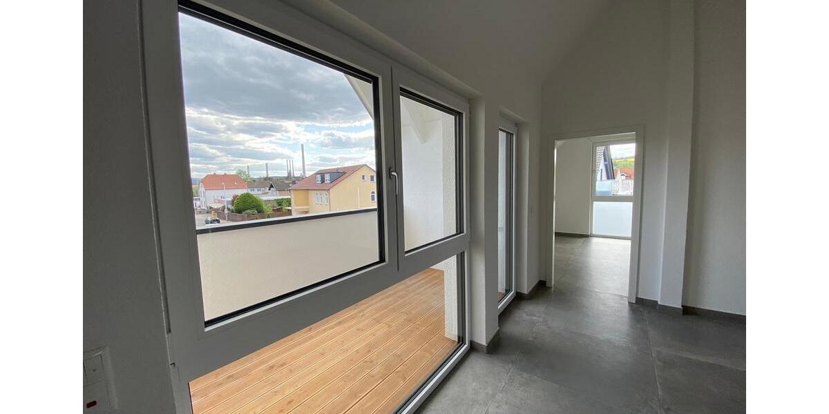 Dachgeschoßwohnung Elsenfeld - 3 Zimmer, 82 m&sup2;, 1.200&euro; | Angebot:24440440