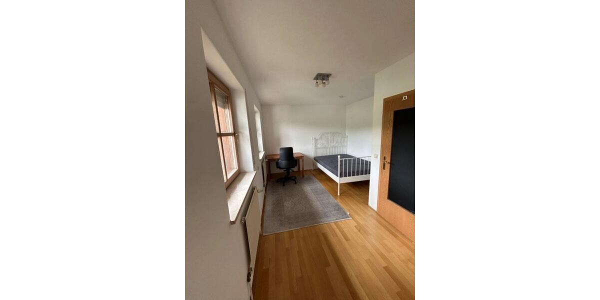 Helles und möbliertes WG Zimmer in München Trudering 1 zimmer