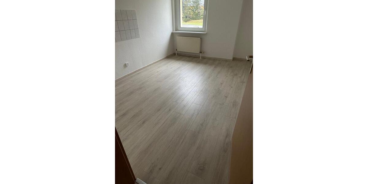 Etagenwohnung Berga/Elster Elster - 2 Zimmer, 52 m&sup2;, 370&euro; | Angebot:26553672