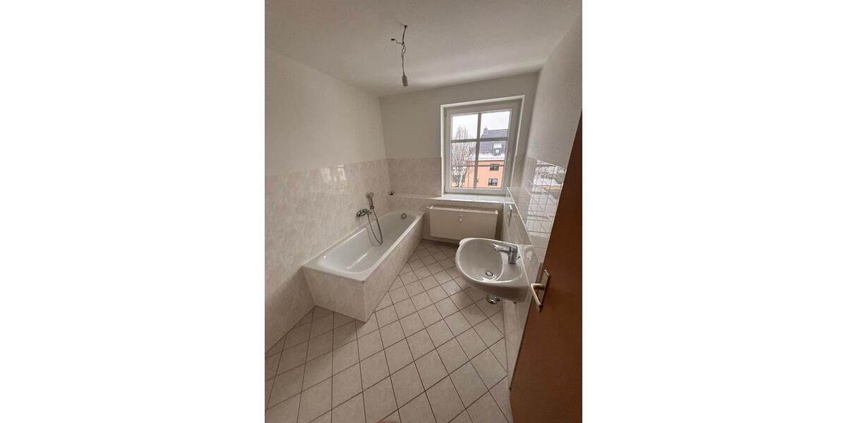 Etagenwohnung Döbeln - 1 Zimmer, 35 m&sup2;, 330&euro; | Angebot:24726732