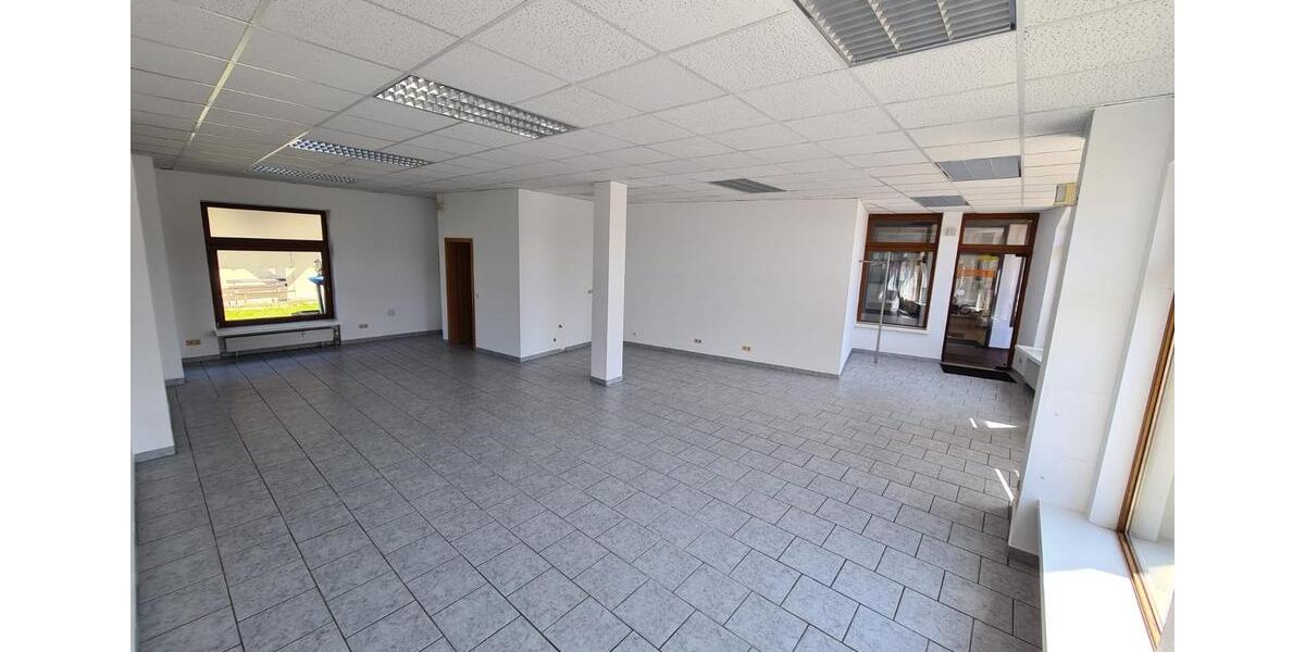 Gewerbeobjekt Baiersdorf - 1.400&euro; | Angebot:26290842