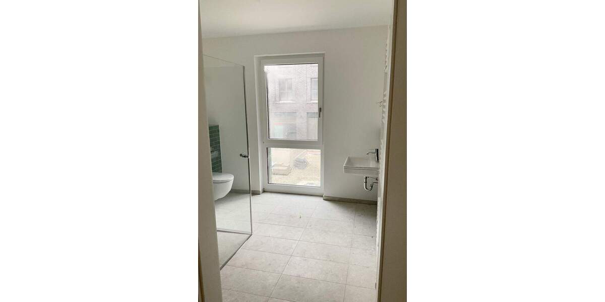 Einziehen und Genießen! Neubauwohnung mit 3 Zimmern, lichtdurchflutet, Loggia, Einbauküche 3 zimmer