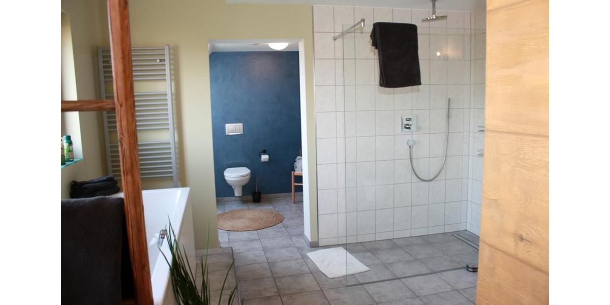 Wohnen auf Zeit Bisingen - 2 Zimmer, 50 m&sup2;, 1.300&euro; | Angebot:26213580