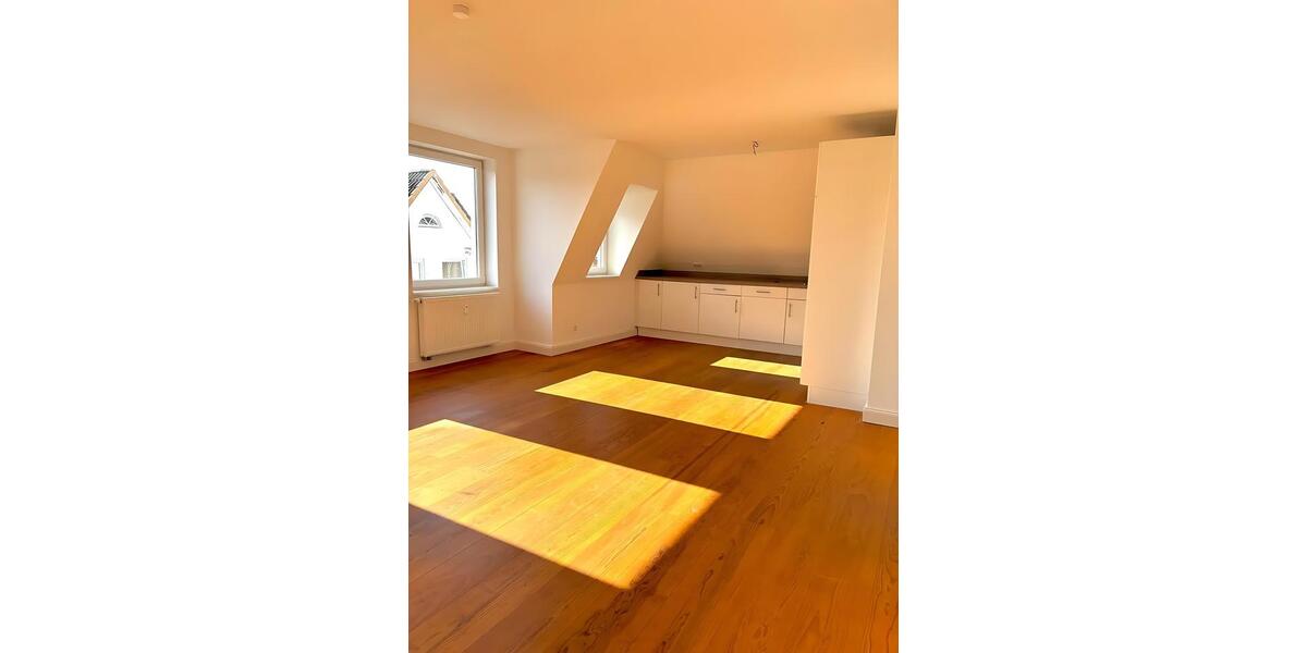 Etagenwohnung Lübeck Alt-Travemünde / Rönnau - 3 Zimmer, 102 m&sup2;, 1.000&euro; | Angebot:26700054