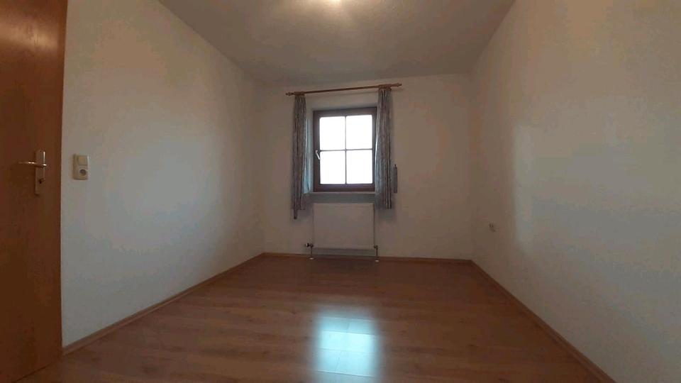 Etagenwohnung Grafenwiesen - 1 Zimmer, 42 m&sup2;, 520&euro; | Angebot:26567499