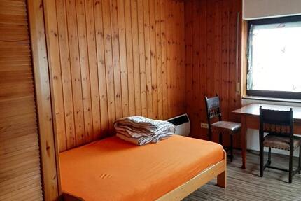 Zimmer in Frauen WG