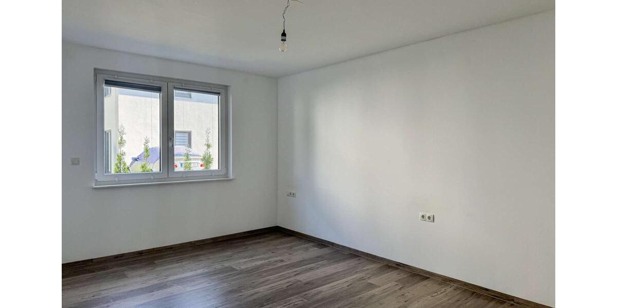 Erdgeschoßwohnung Bad Düben - 2 Zimmer, 67 m&sup2;, 750&euro; | Angebot:26676984
