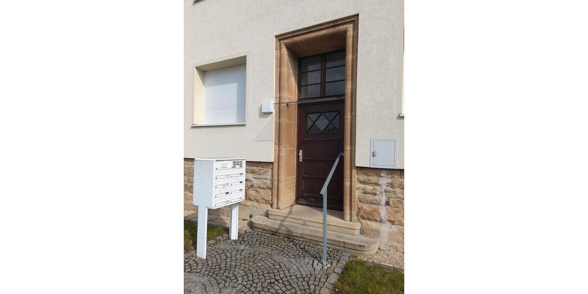 Etagenwohnung Zeitz - 2 Zimmer, 57 m&sup2;, 343&euro; | Angebot:26604448